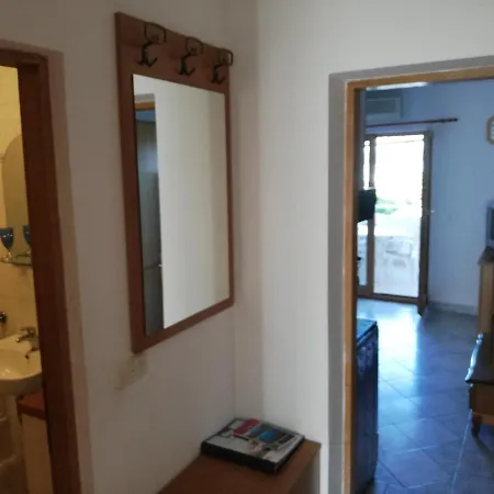 Apartman White House