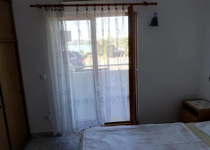 White House Appartement Turanj