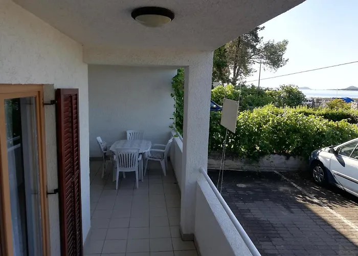 White House Apartman *